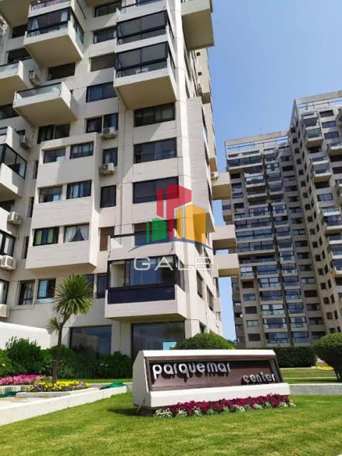 Gale Propiedades & Escribanía Apartamento ID.2519 - Frente al Mar hermoso apartamento 3 dormitorios y garaje