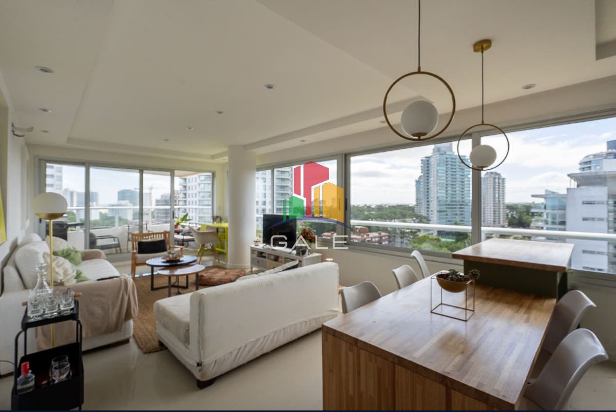 Gale Propiedades & Escribanía Apartamento ID.3217 - Hermoso Y Amplio Apartamento en Punta Del Este