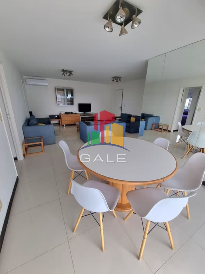 Gale Propiedades & Escribanía Apartamento ID.5280 - Amplio Apartamento de 3 Dormitorios en Roosevelt