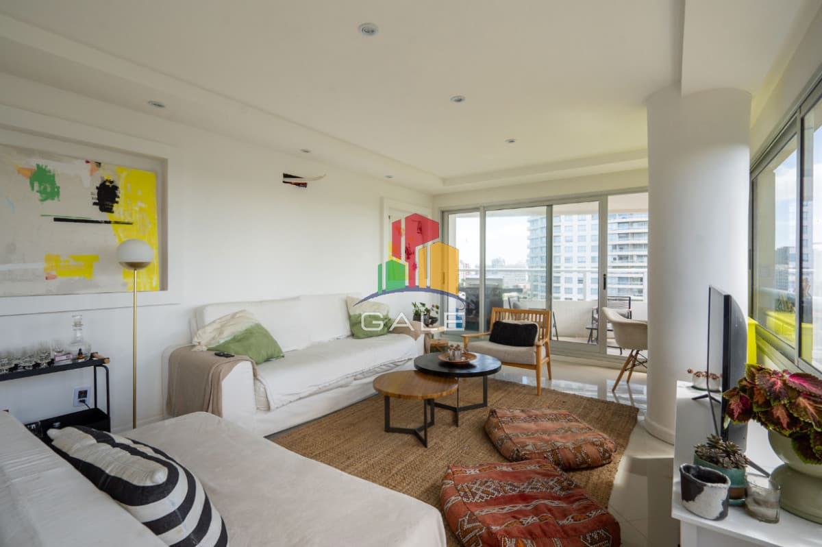 Gale Propiedades & Escribanía Apartamento ID.3217 - Hermoso Y Amplio Apartamento en Punta Del Este