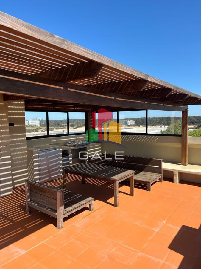 Hermoso apartamento con vista en la Barra  -