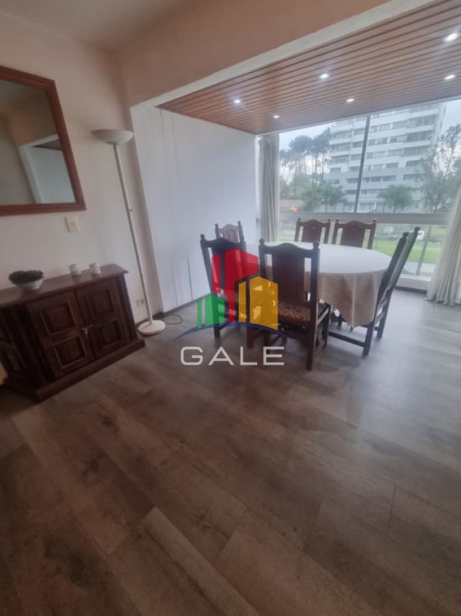 Gale Propiedades & Escribanía Apartamento ID.5279 -  Apartamento de 3 Dormitorios en Roosevelt, Punta del Este