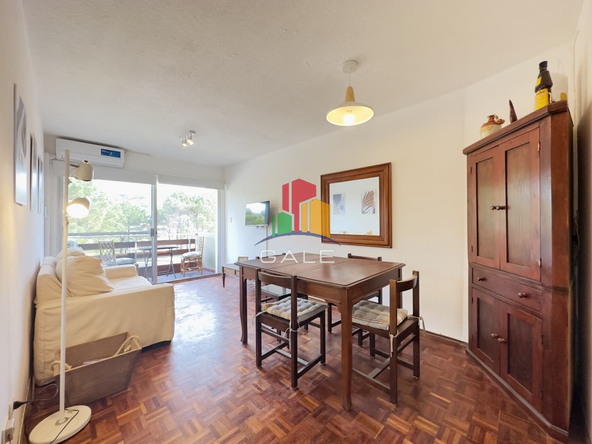 Gale Propiedades & Escribanía Apartamento ID.2817 - Venta de Apartamento, 2 dormitorios, Punta del este.