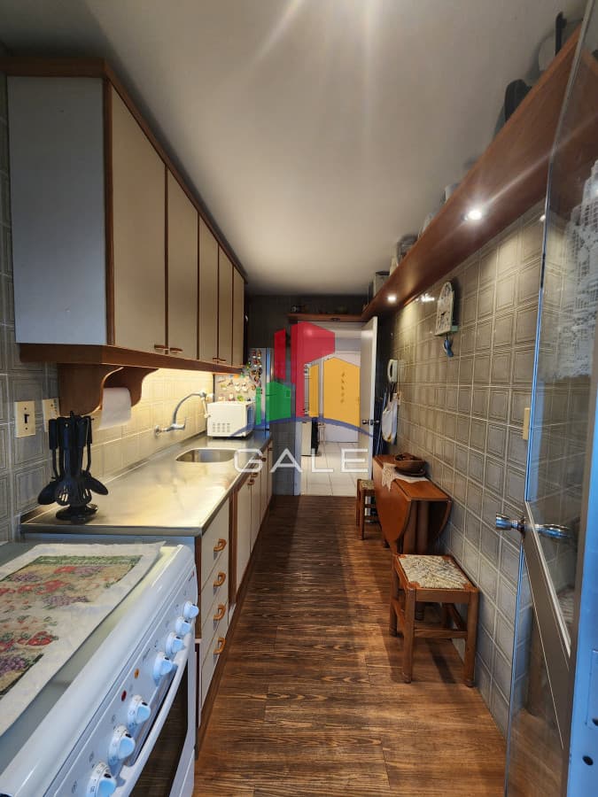 Gale Propiedades & Escribanía Apartamento ID.3488 - Vende apartamento de 2 dormitorios en Punta del Este.