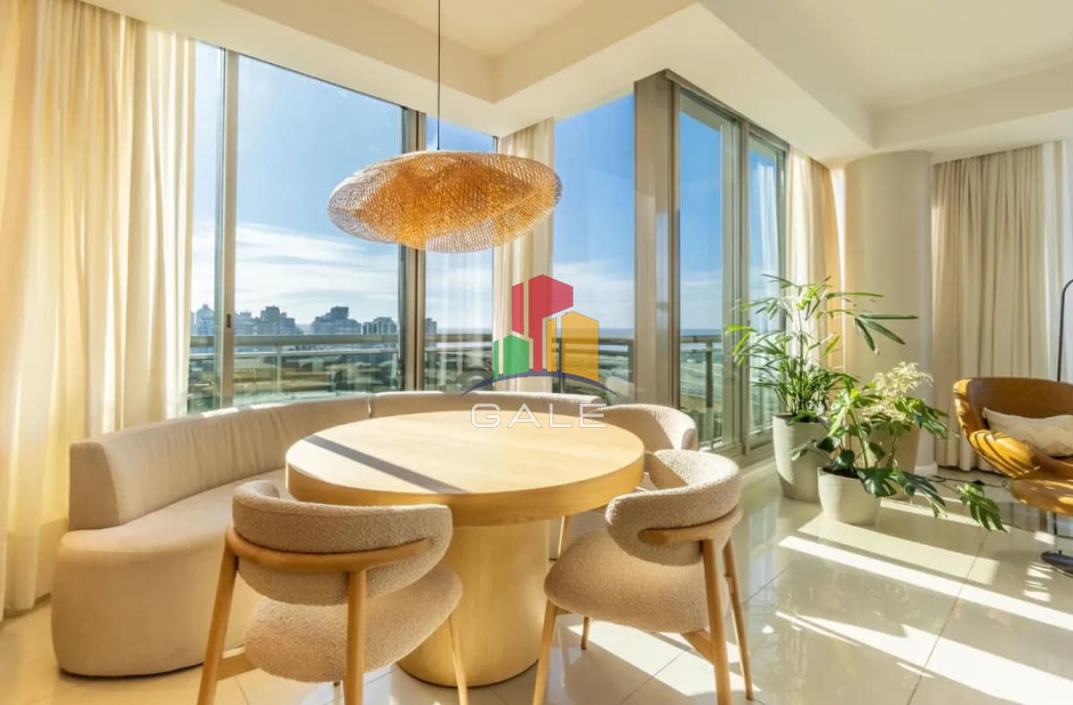 Gale Propiedades & Escribanía Apartamento ID.5256 - Exclusivo PENTHOUSE en venta en Punta del Este.-