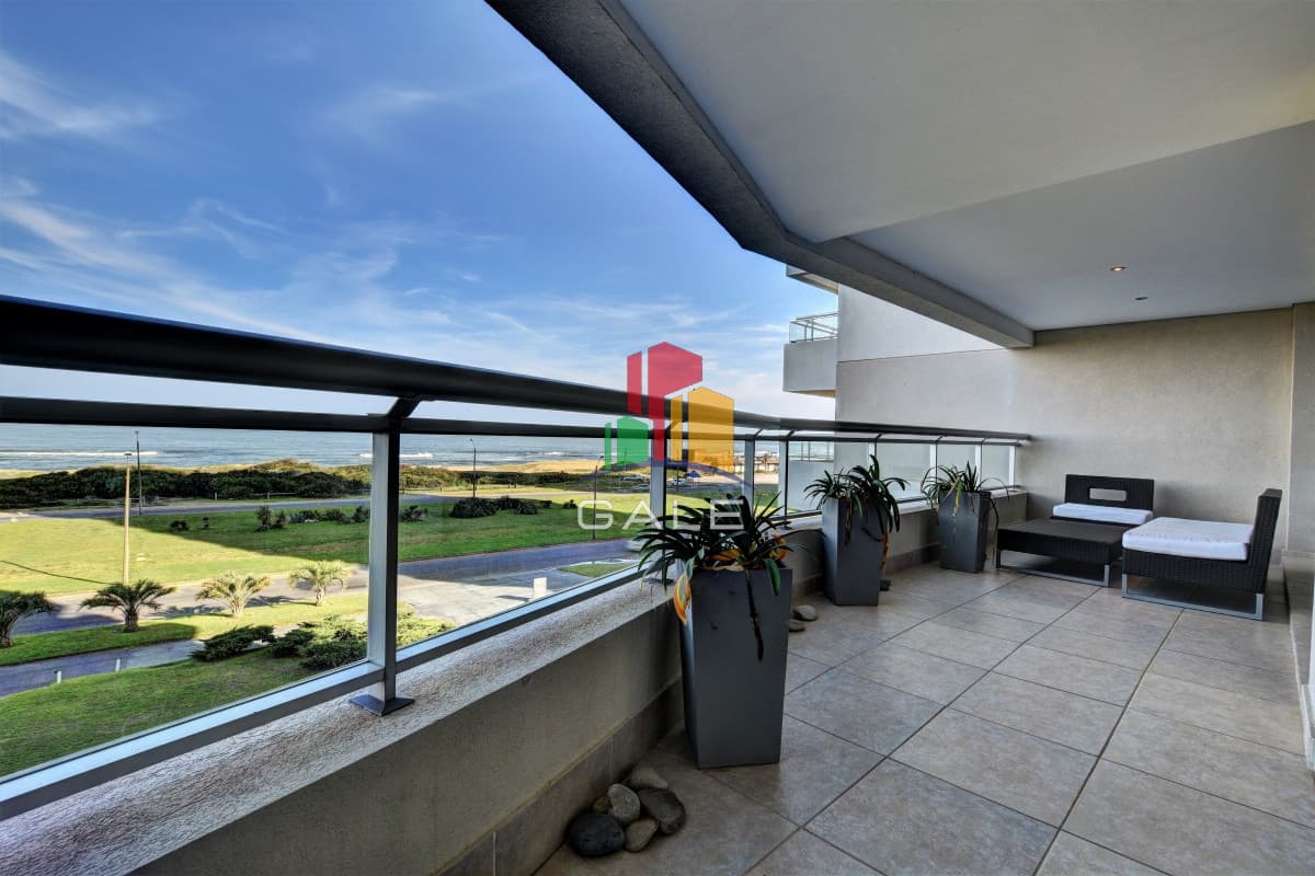 Gale Propiedades & Escribanía Apartamento ID.2765 - Apartamento Venta y  Alquiler Brava Punta del Este