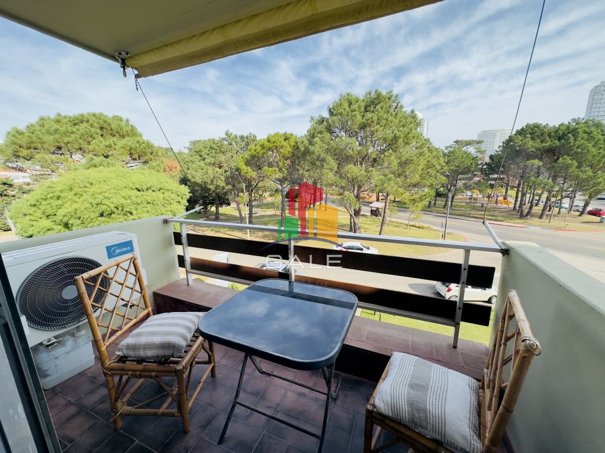 Gale Propiedades & Escribanía Apartamento ID.2817 - Venta de Apartamento, 2 dormitorios, Punta del este.