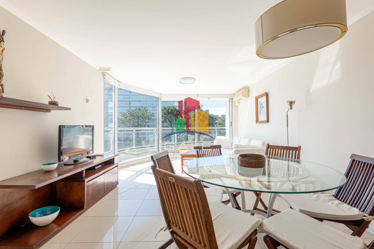 Gale Propiedades & Escribanía Apartamento ID.5120 - Amplio apartamento en Aidy Grill, Punta del Este