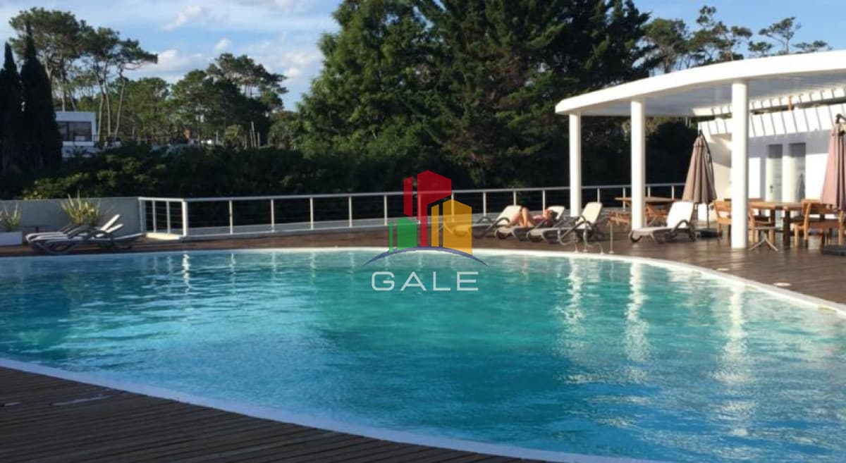 Gale Propiedades & Escribanía Apartamento ID.2592 - OPORTUNIDAD!!! FRENTE A LA MANSA!!!!