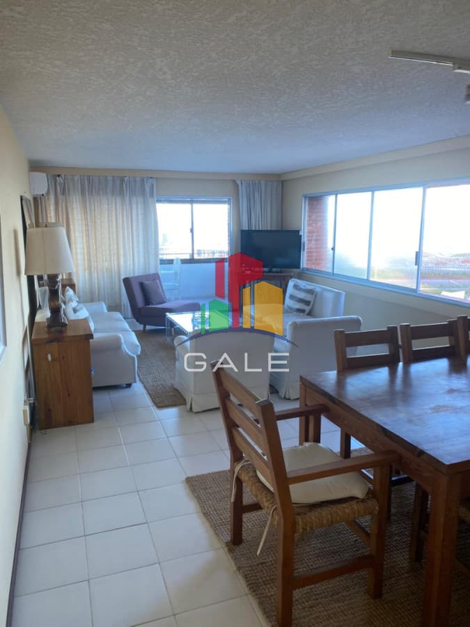 Gale Propiedades & Escribanía Apartamento ID.4459 - Apartamento frente al mar - Brava