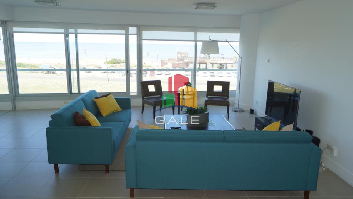 Gale Propiedades & Escribanía Apartamento ID.3191 - Impactante Apartamento en la Brava