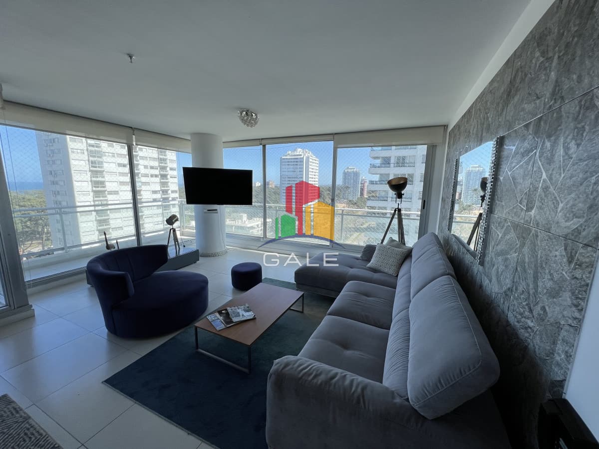 Gale Propiedades & Escribanía Apartamento ID.3388 - Venta y alquiler anual de apartamento 2 dormitorios en torre con servicios en Roosevelt