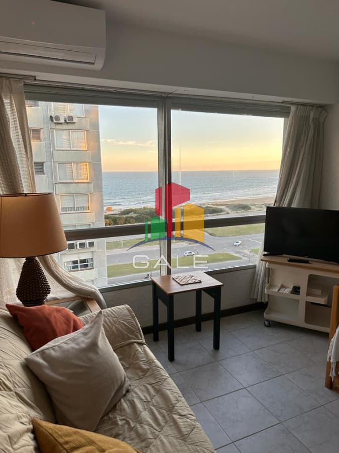 Una vista hermosa del mar!  -