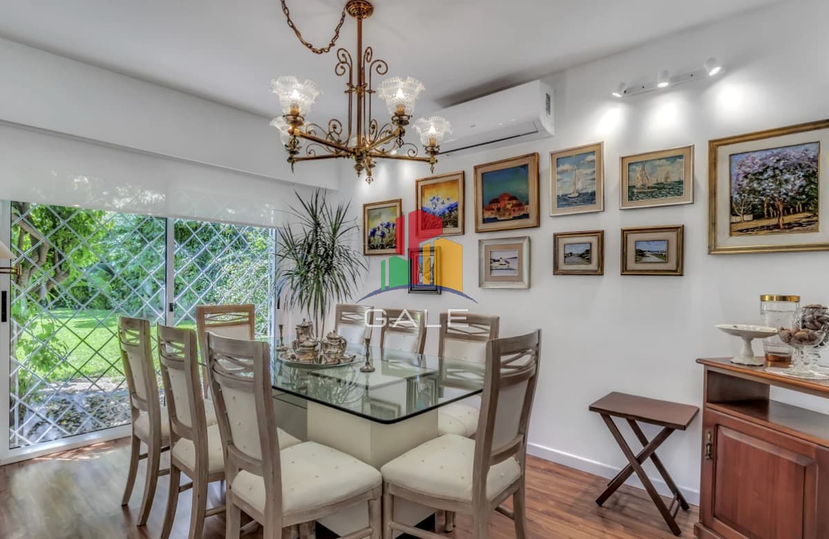 Gale Propiedades & Escribanía Casa ID.3298 - Hermosa casa en Punta del Este!