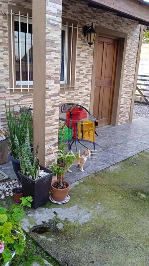 Gale Propiedades & Escribanía Casa ID.2488 - Casa en en venta CON RENTA - Biarritz