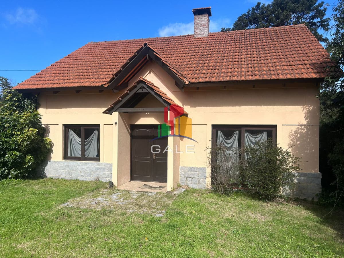 Gale Propiedades & Escribanía Casa ID.3243 - Casa en venta,a barrio Marly