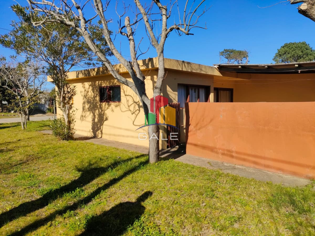 Gale Propiedades & Escribanía Casa ID.4341 - OPORTUNIDAD INVERSIÓN - LA PALOMA - ROCHA