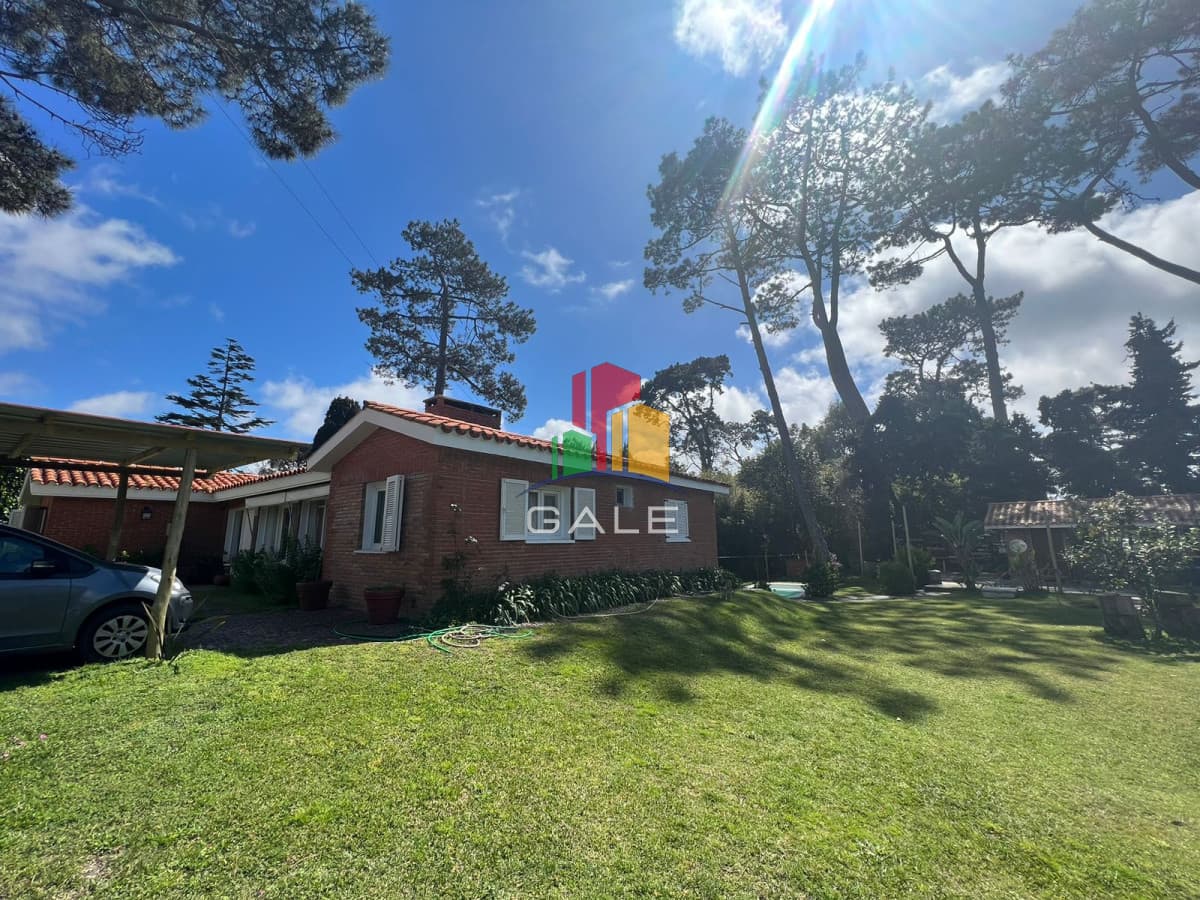 Hermosa casa en Punta del Este  -