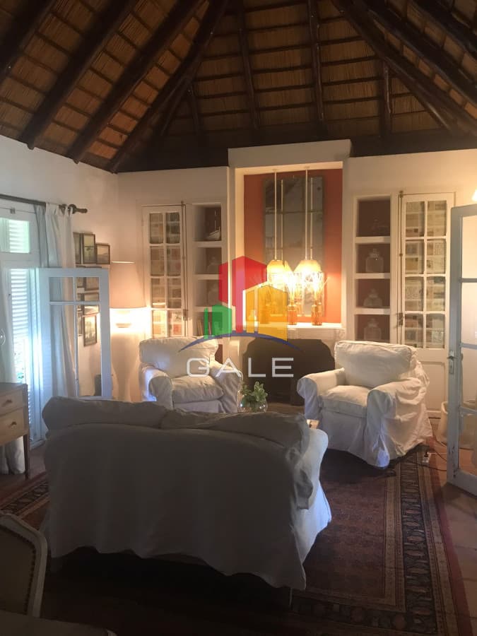 Gale Propiedades & Escribanía Casa ID.3565 - Casa en venta - Pinares