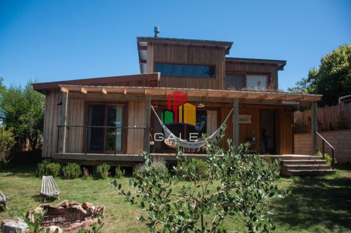 Casa en Manantiales