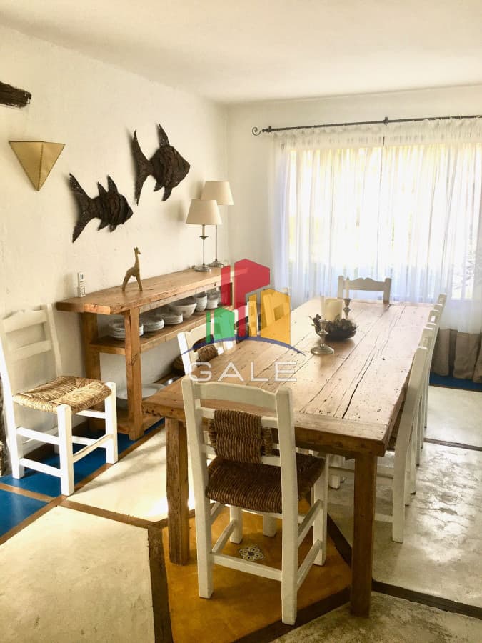 Hermosa casa en la Barra  -