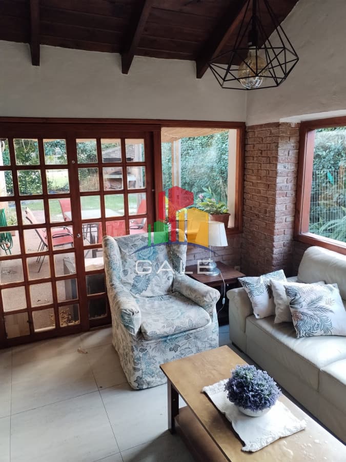 Alquiler casa Barrio Privado Pinares 4 dormitorios  -