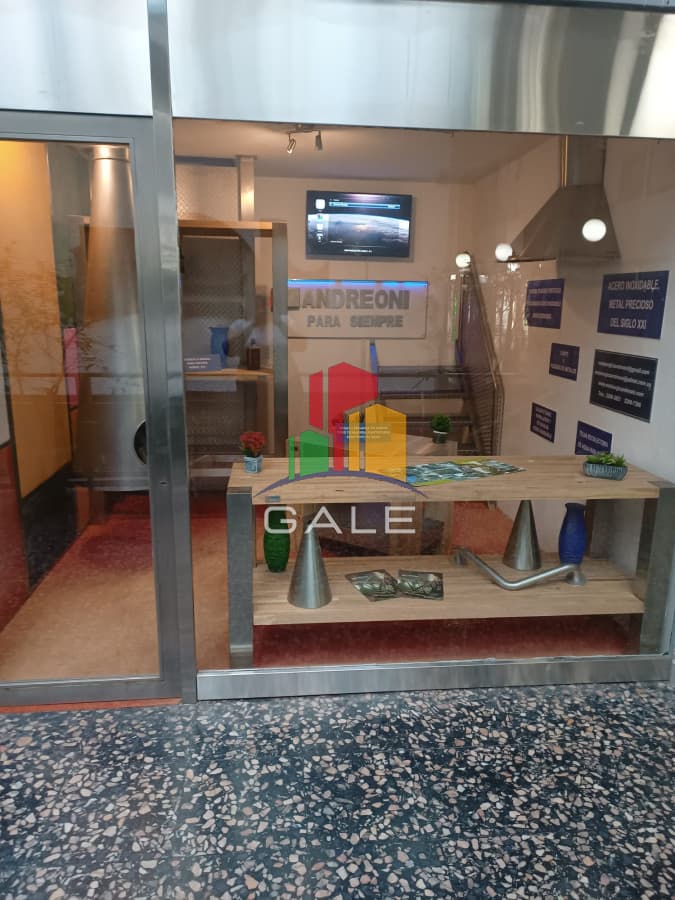 Gale Propiedades & Escribanía Local Comercial ID.1061 - Venta de Local en transitada Galeria