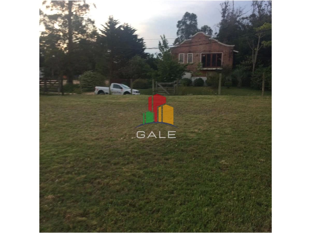 Gale Propiedades & Escribanía Terreno ID.2678 - Terreno en Punta del Este