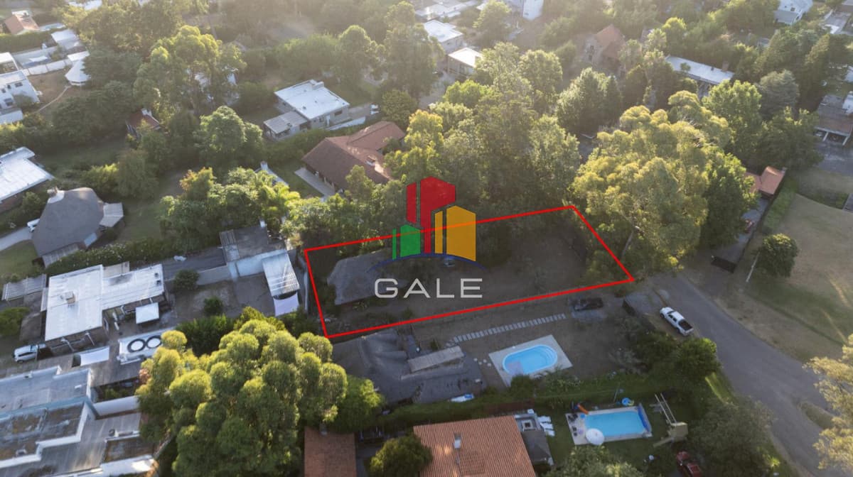 Gale Propiedades & Escribanía Terreno ID.5188 - Terreno en venta - 811 m² en Pinares