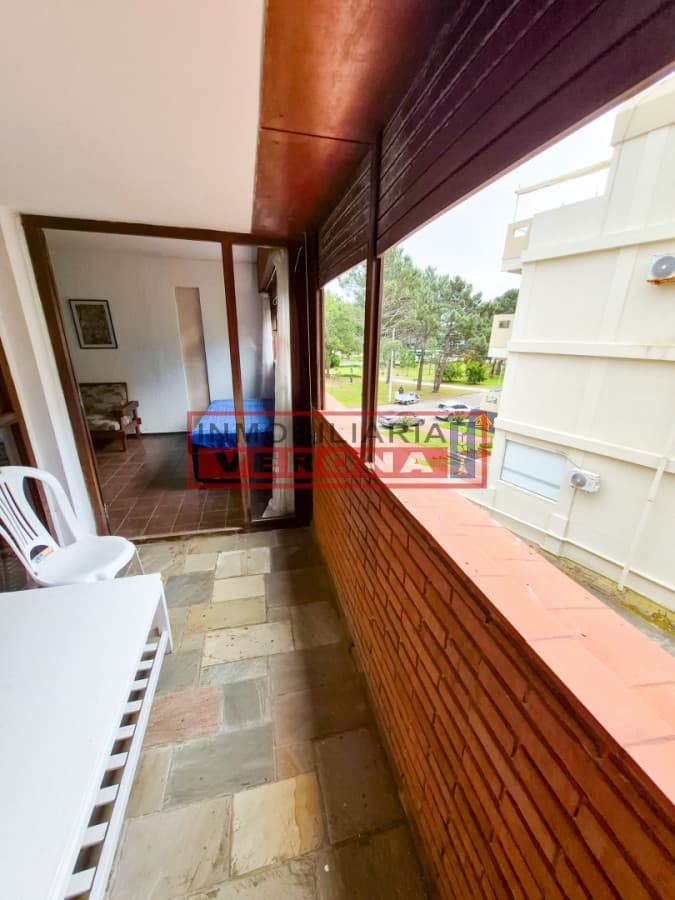 Apartamento de 2 Dormitorios en Aidy Grill, Punta del Este - Inmobiliaria Verona Punta
