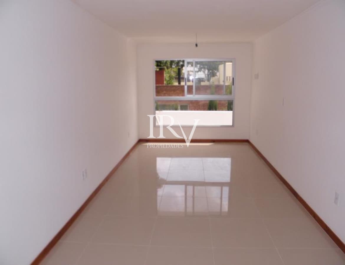 IRV PROPIEDADES Apartamento ID.164 - Apartamento en Venta en Zona Torres WTC y MVD Shoppong con Garaje