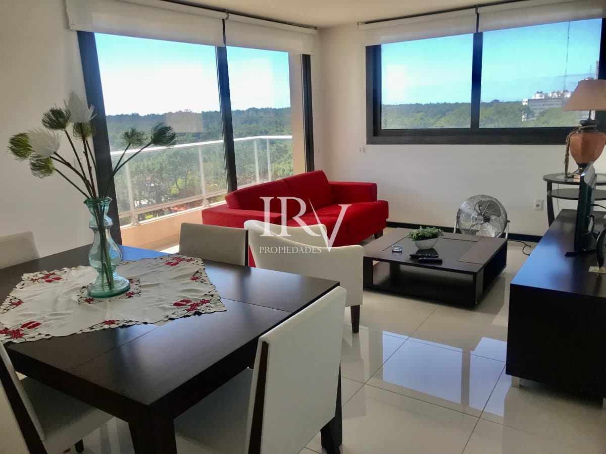 IRV PROPIEDADES Apartamento ID.532 - Apartamento en Venta en Punta del Este. Con renta anual