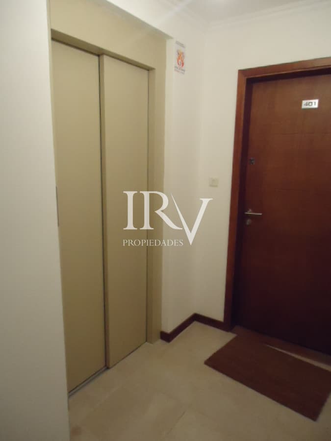 IRV PROPIEDADES Apartamento ID.149 - Venta de Apartamento 1 ambiente, garaje y renta anual vigente. Zona Puerto del Buceo