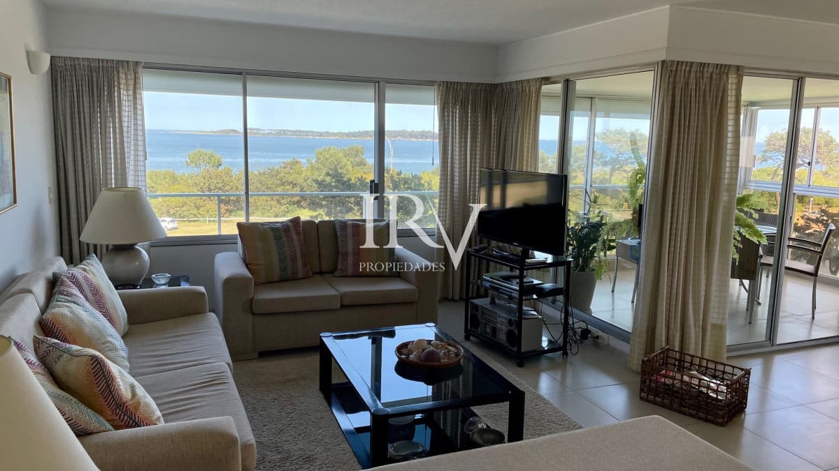 Pda 6 Playa Mansa Punta del Este. Disponible 1er quincena de enero