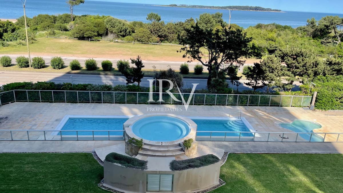 Pda 6 Playa Mansa Punta del Este. Disponible 1er quincena de enero