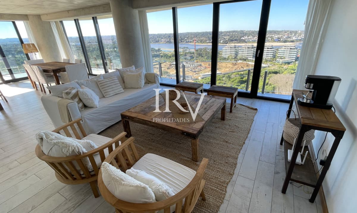 IRV PROPIEDADES Apartamento ID.1041 - SURFSIDE 1 Venta Hermoso Apto en piso alto
