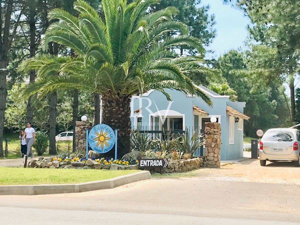 IRV PROPIEDADES Casa ID.741 - Veneta de Casa Nueva dentro de Barrio Cerrado en Punta del Este