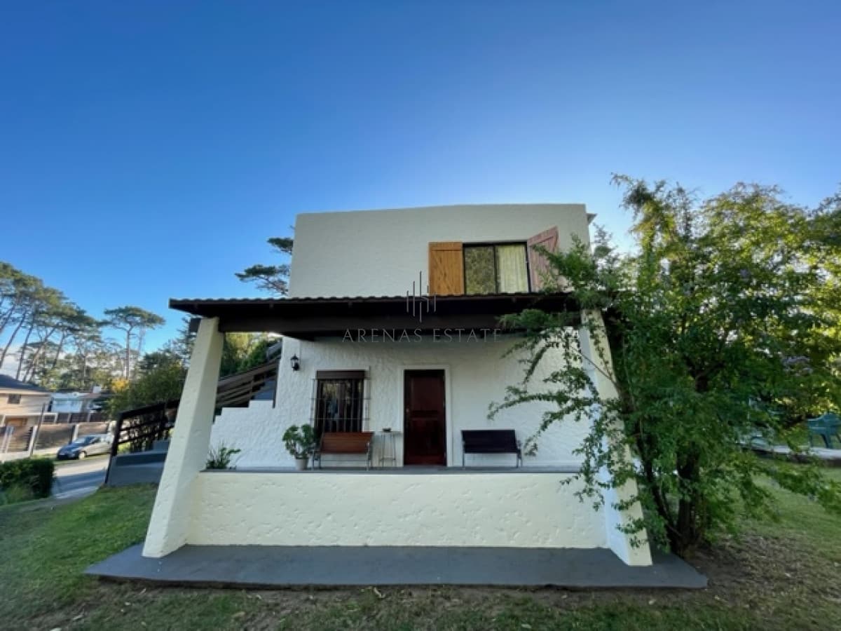 Casa ID.2105 - Casa en venta. Pinares. Ideal para todo el año