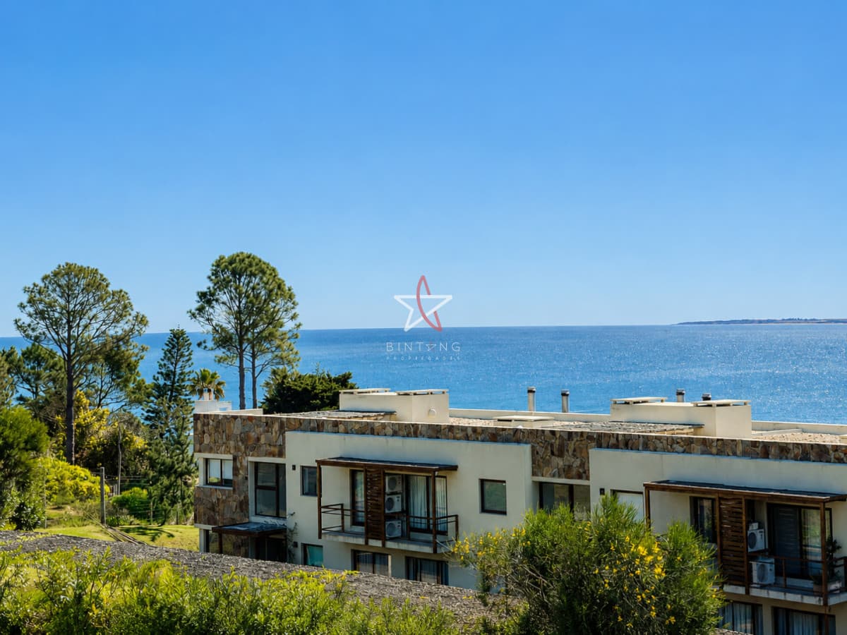 Apartamento de 2 Dormitorios con Vista al Mar y Parrillero en Quartier Punta Ballena - Bintang Propiedades