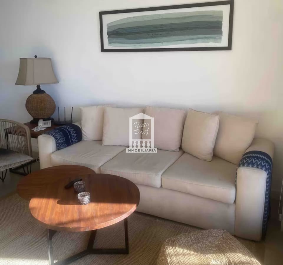 Apartamento en venta de 2 dormitorios y parrillero propio, Punta Ballena