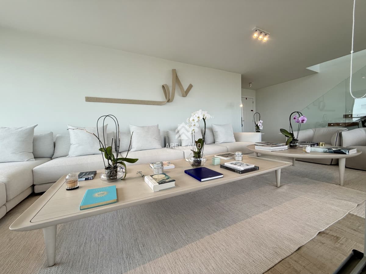 Apartamento ID.5840 - Venta Apartamento Penthouse 3 dormitorios con parrillero propio en alquiler temporario, Roosevelt Brava, Punta del Este