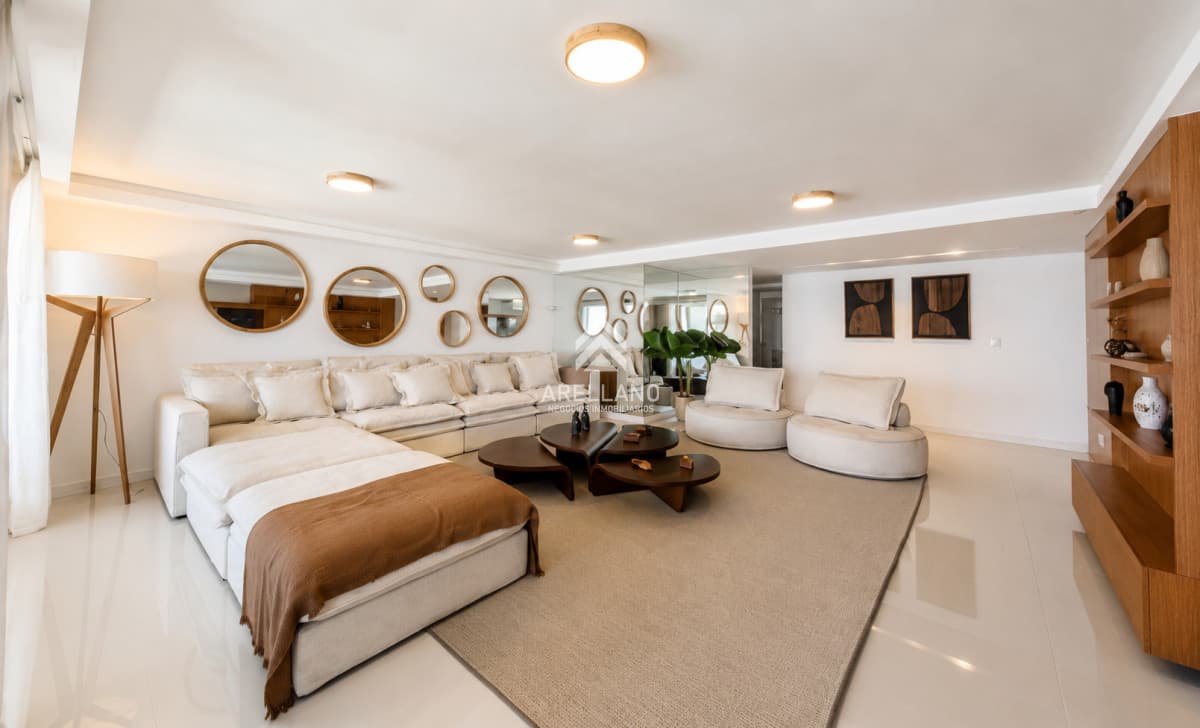 Apartamento ID.5668 - Penthouse 4 dormitorios más dependencia de servicio