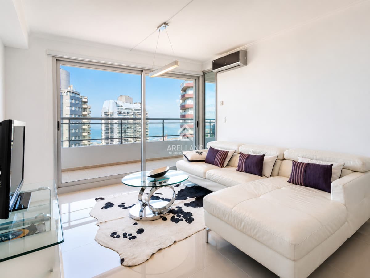Apartamento ID.5575 - Alquiler temporal Apartamento 2 Dormitorios y Medio en Forest Tower - Punta del Este