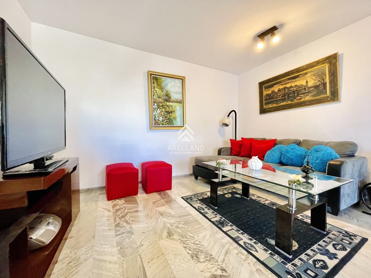 Apartamento ID.6111 - Venta Apartamento 2 Dormitorios Reciclado, Península de Punta del Este
