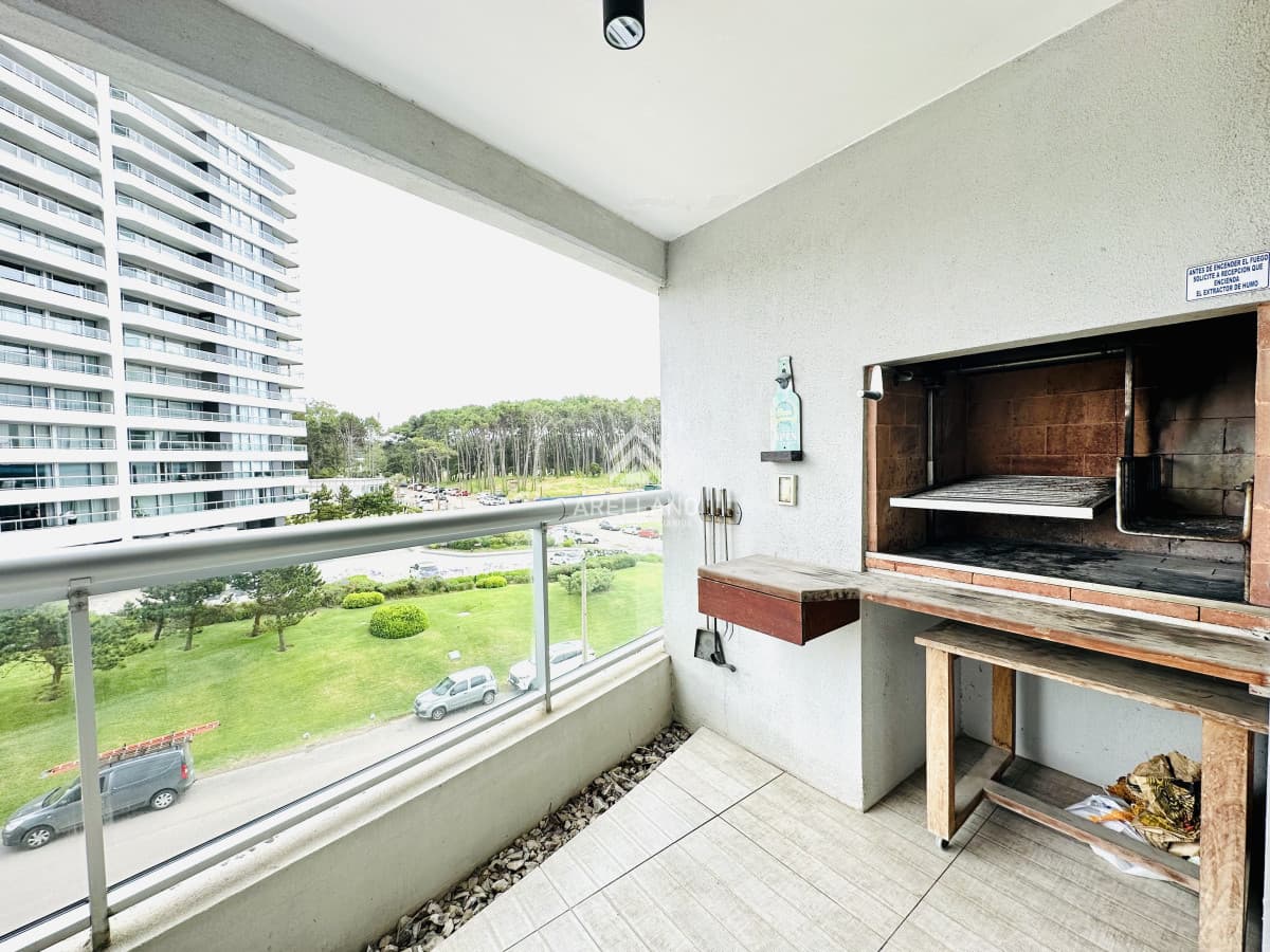 Apartamento ID.4250 - Apartamento de 1 Dormitorio en playa Brava, Punta del Este