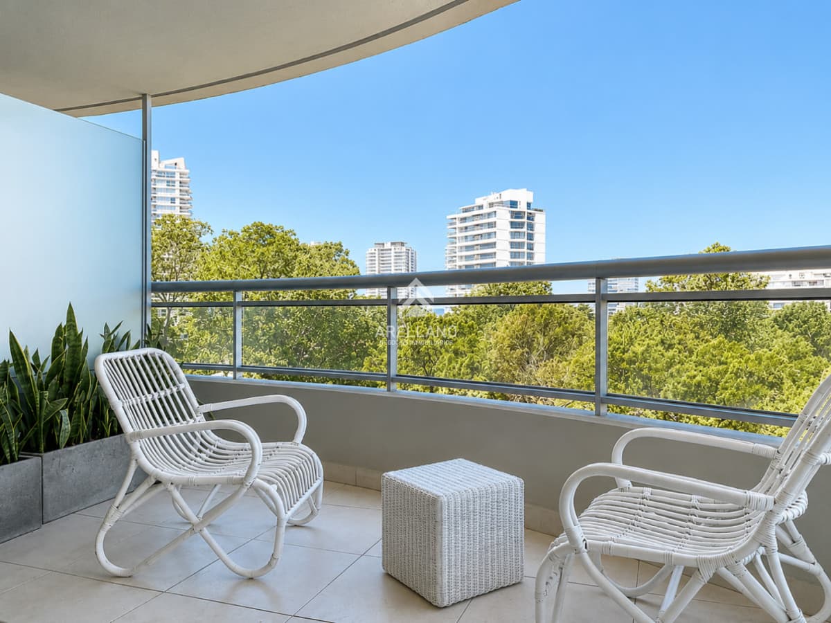 Apartamento ID.4860 - Excelente Apartamento de 2 Dormitorios en Ocean Drive, Punta del Este