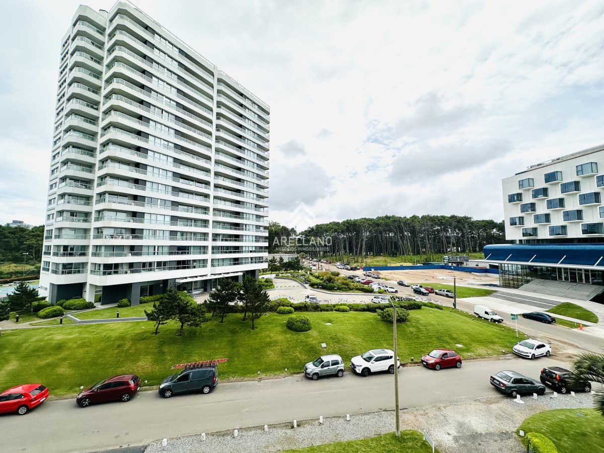 Apartamento ID.4250 - Apartamento de 1 Dormitorio en playa Brava, Punta del Este