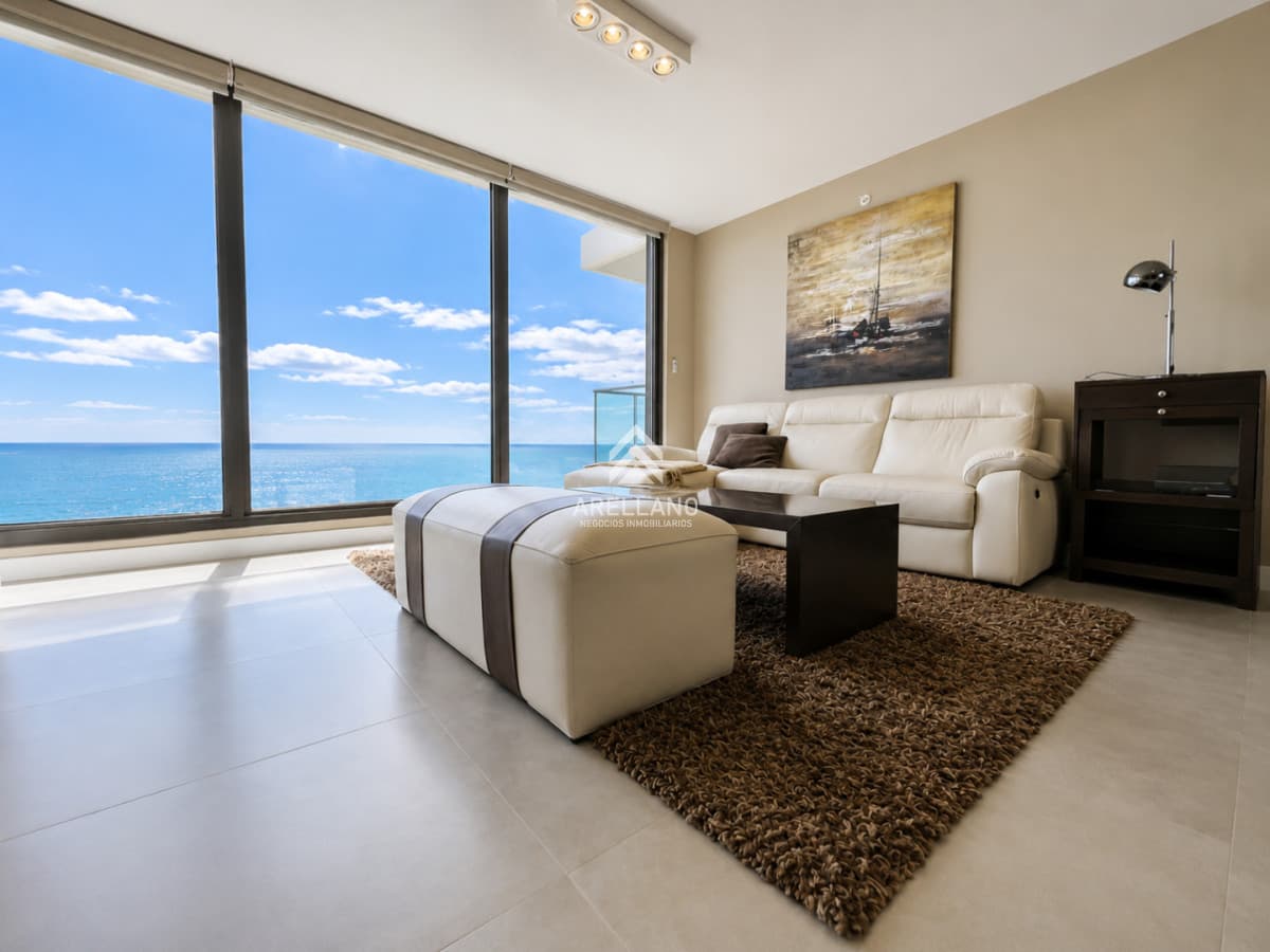 Apartamento ID.3442 - Moderno Apartamento de 2 Dormitorios en Torre Venetian sobre Playa Mansa