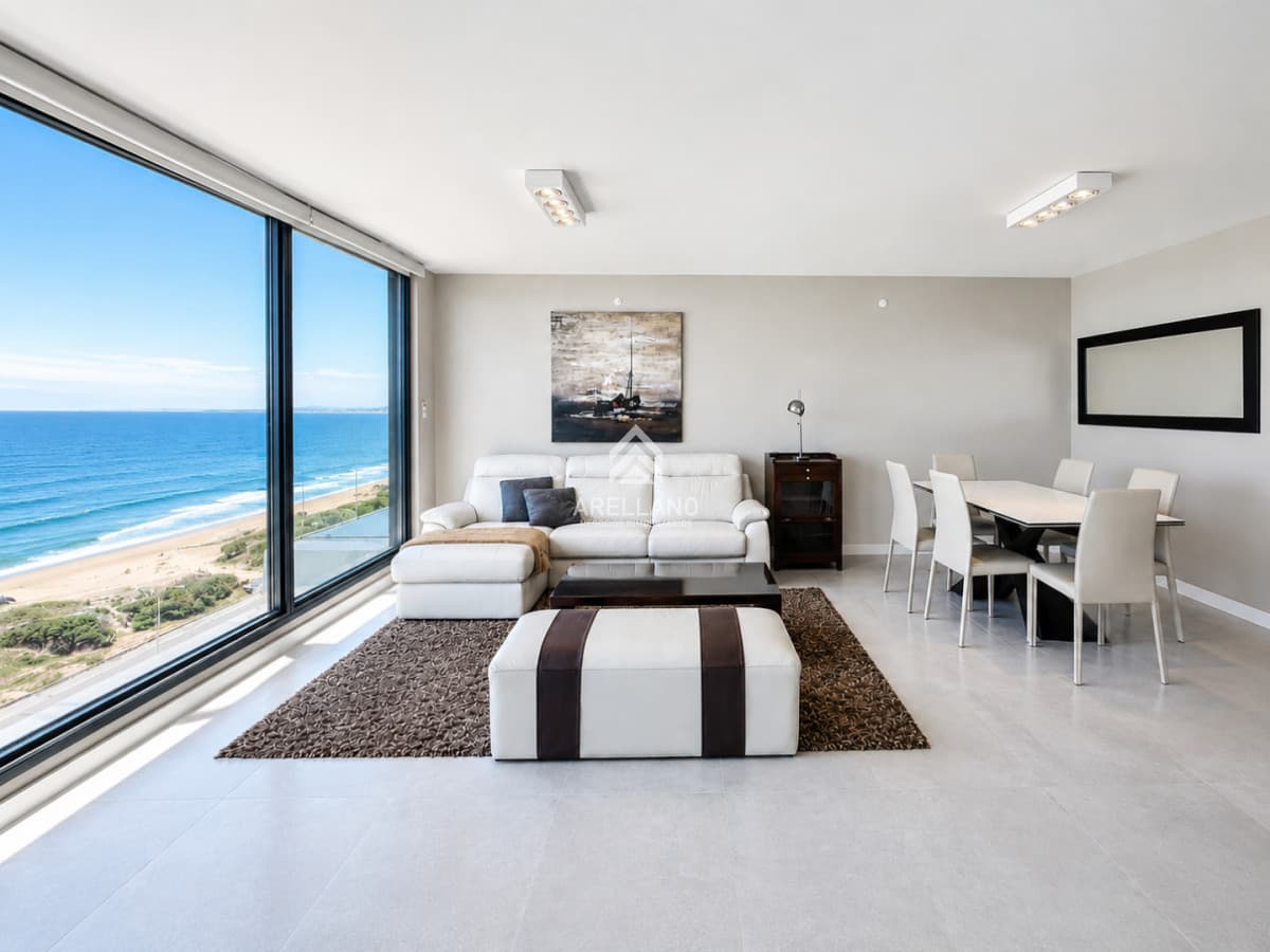 Apartamento ID.3442 - Moderno Apartamento de 2 Dormitorios en Torre Venetian sobre Playa Mansa