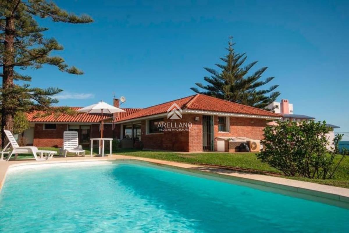Casa ID.1297 - Casa de 4 Dormitorios y Piscina  Playa Mansa